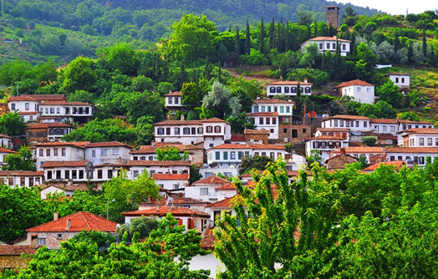 Ege nin Saklı Köyleri Turu