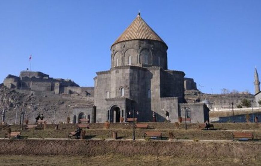 Uçaklı Tunceli, Munzur, Ovacık, Kemaliye, Divriği, Harput, Malatya Turu (5 Gün 4 Gece)